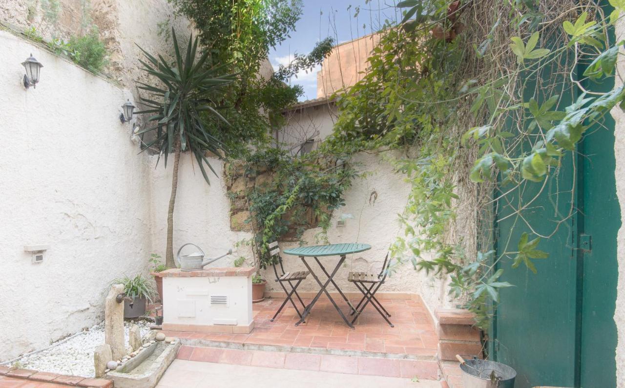 Right House - Small Garden In Old Town - Historical Castle District Cagliari Exterior foto